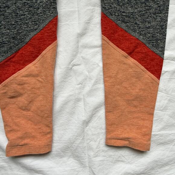 Beyond Yoga Space Dye Leggings, Charcoal w/ orange detail size S EUC high waist - Picture 6 of 6